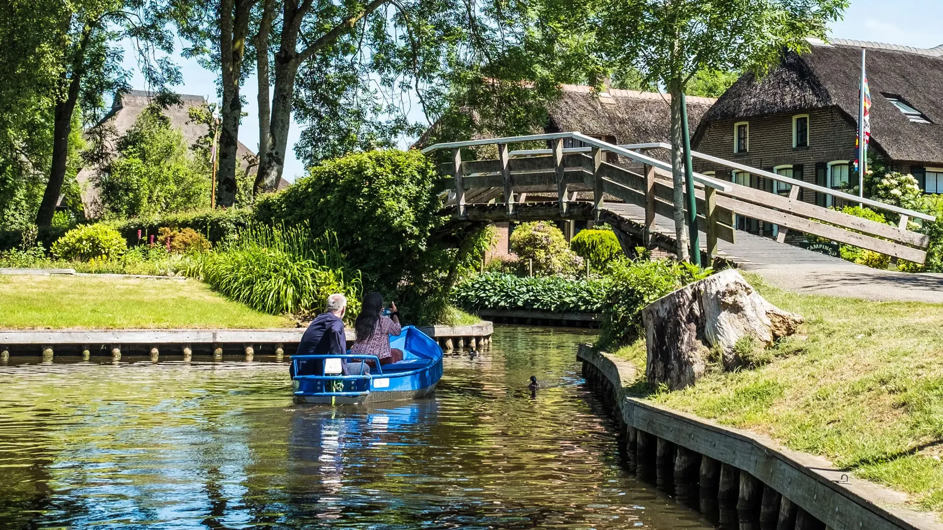 Bootje huren GIethoorn, ontdek Giethoorn vanaf het Water